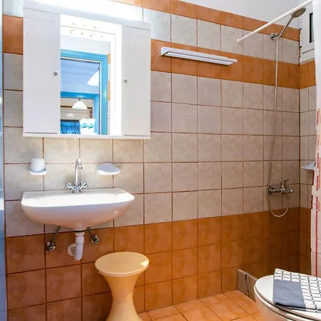 Comfort Double Or Twin Or Semi-basement 3*