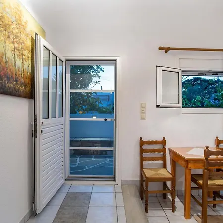 Comfort Double Or Twin Or Semi-basement 3* Páros