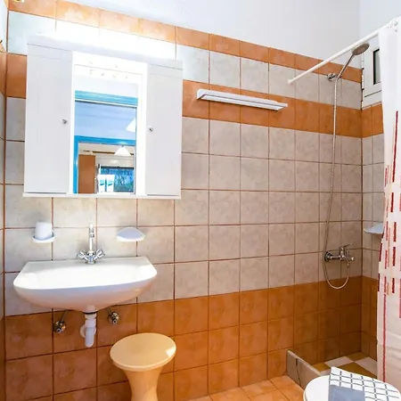 Comfort Double Or Twin Or Semi-basement