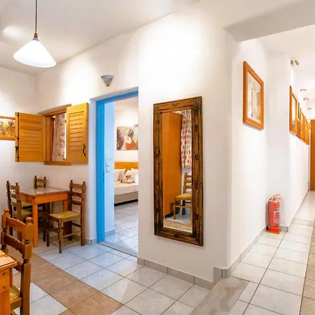 Comfort Double Or Twin Or Semi-basement Casa de hóspedes