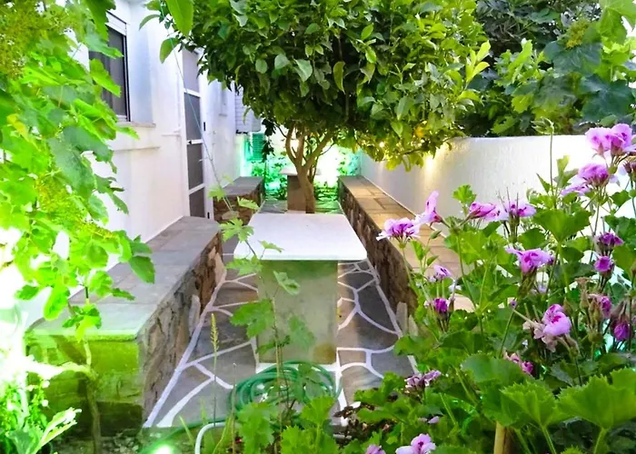 Comfort Double Or Twin Or Semi-basement 3*