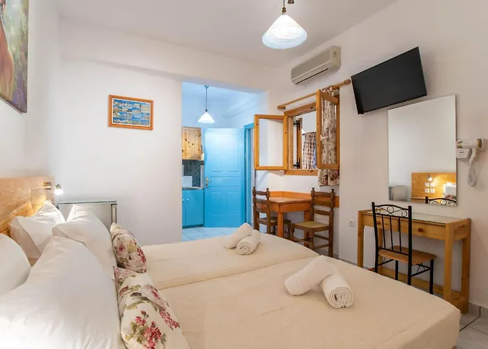 招待所 Comfort Double Or Twin Or Semi-basement Páros